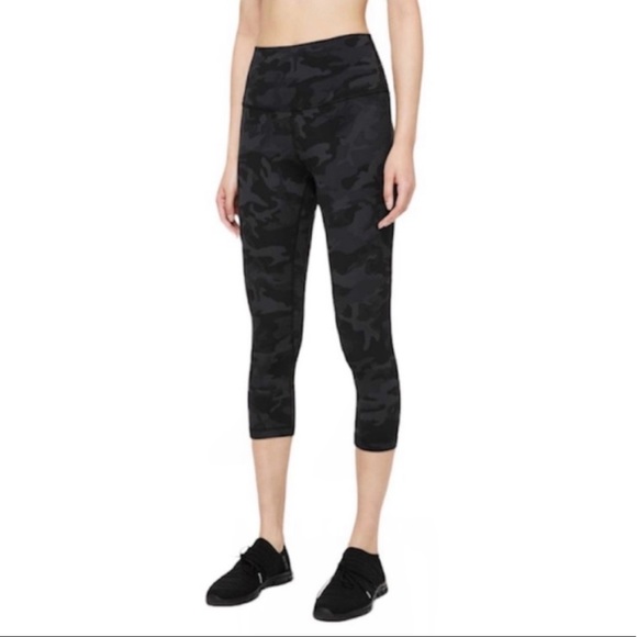 Lululemon Align camo crop legging size 2 NWT - Picture 1 of 7